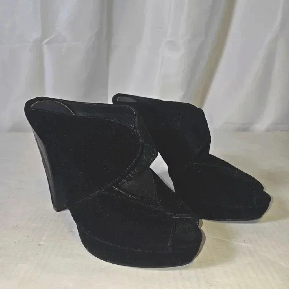 Adrianna Papell Garret Mules Black Velvet Womens SZ 10